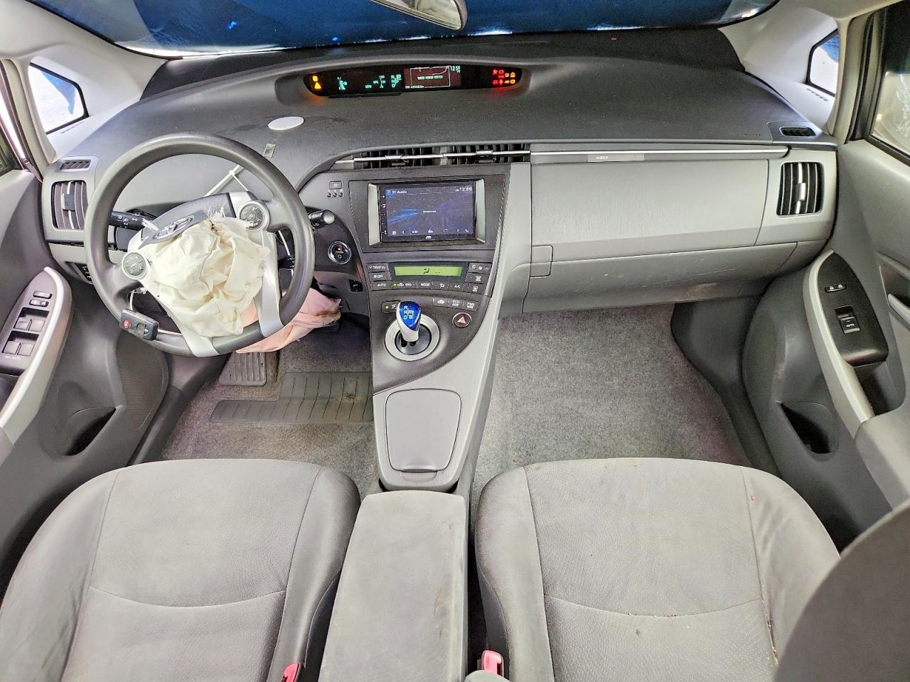 2010 TOYOTA PRIUS