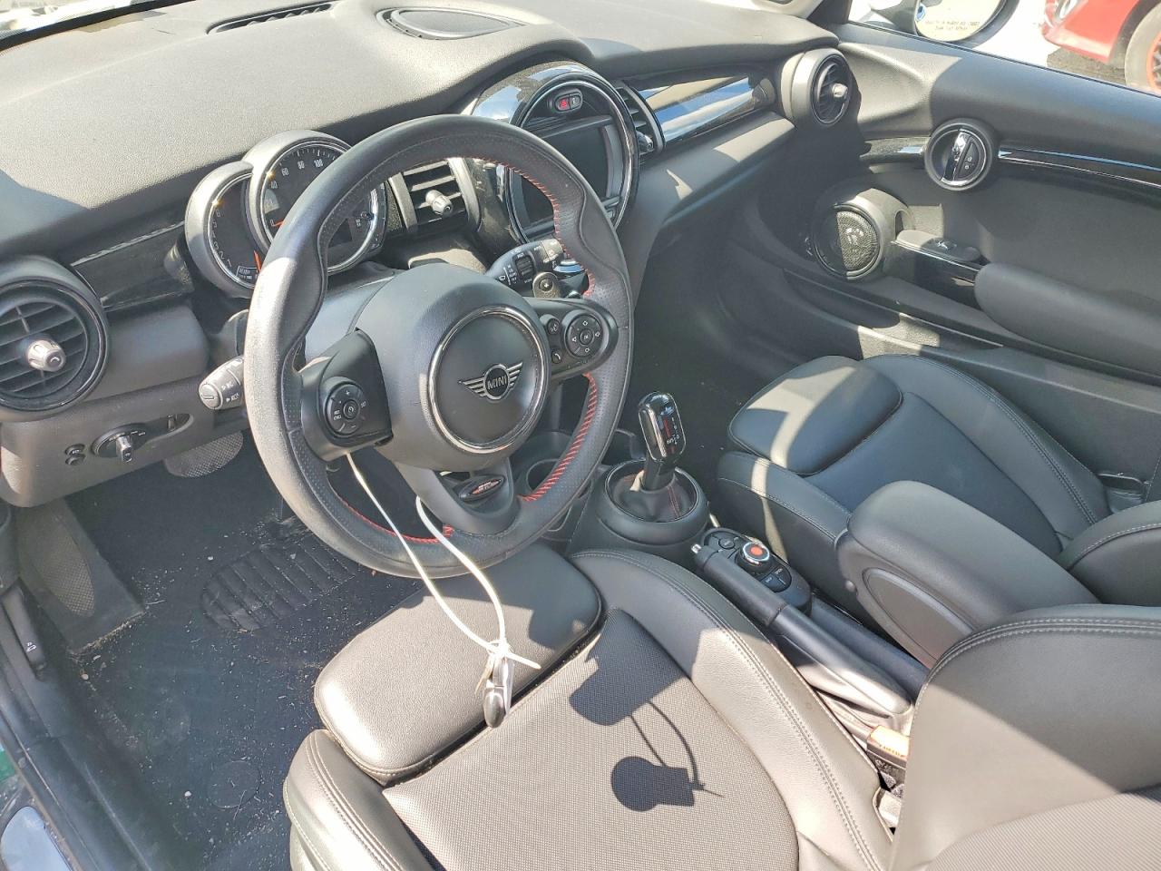 2020 MINI COOPER