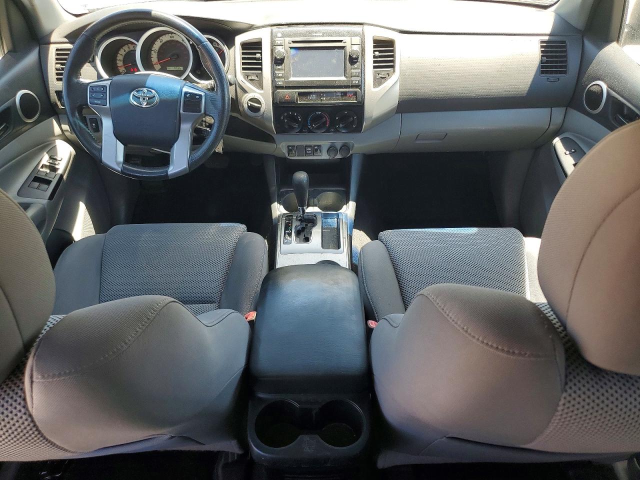 2013 TOYOTA TACOMA