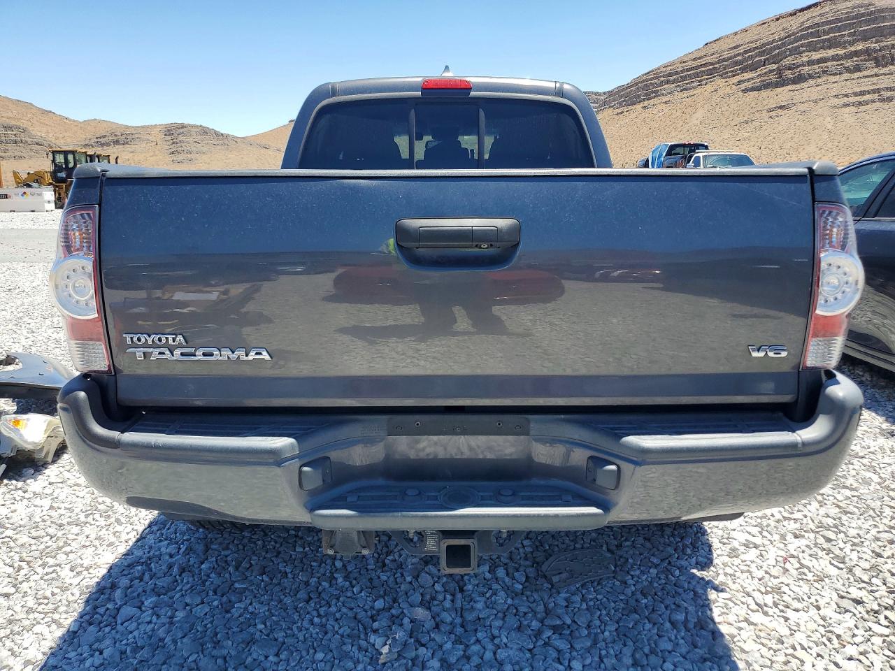 2013 TOYOTA TACOMA