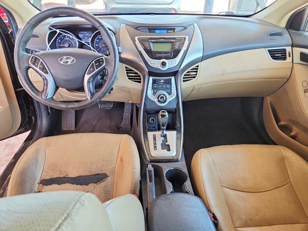 2011 HYUNDAI ELANTRA
