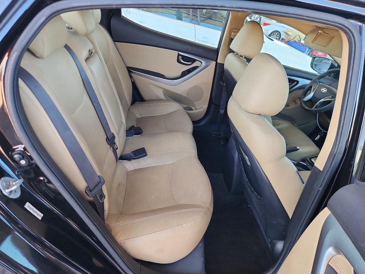 2011 HYUNDAI ELANTRA