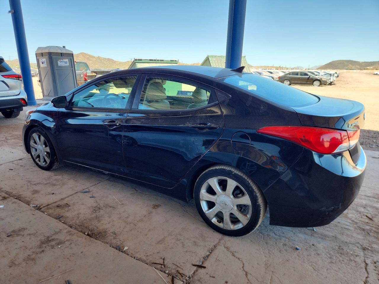 2011 HYUNDAI ELANTRA