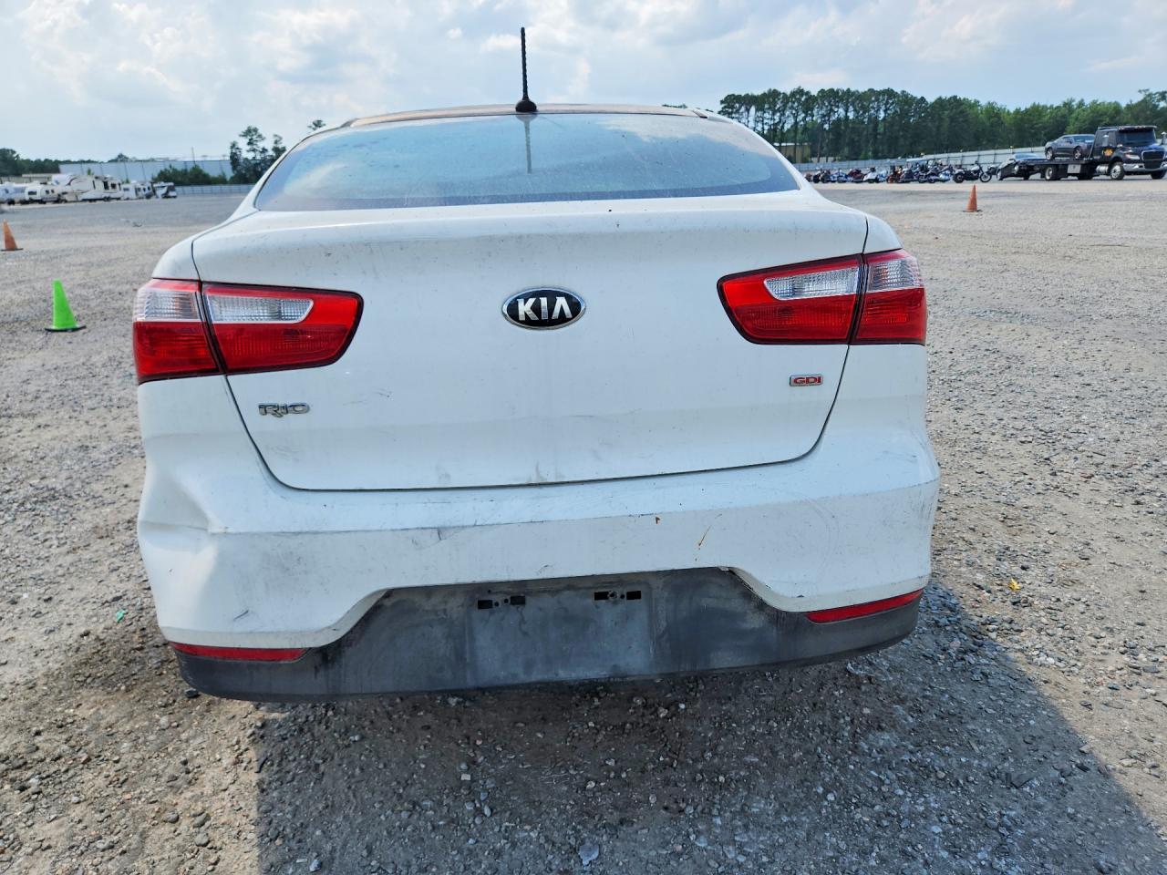 2016 KIA RIO