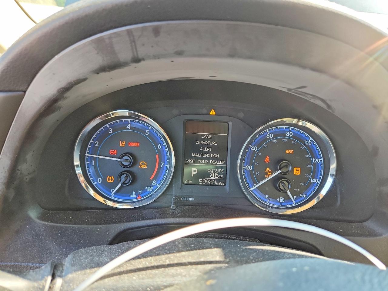 2018 TOYOTA COROLLA