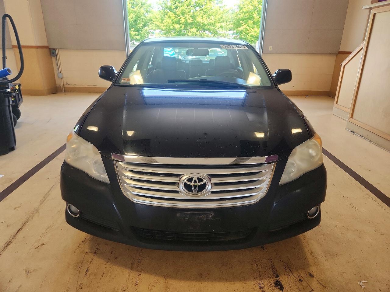 2008 TOYOTA AVALON