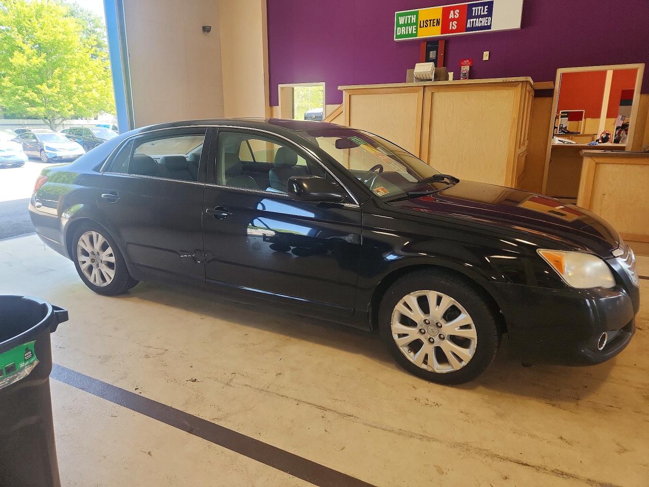 2008 TOYOTA AVALON