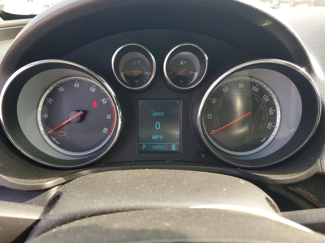 2011 BUICK REGAL