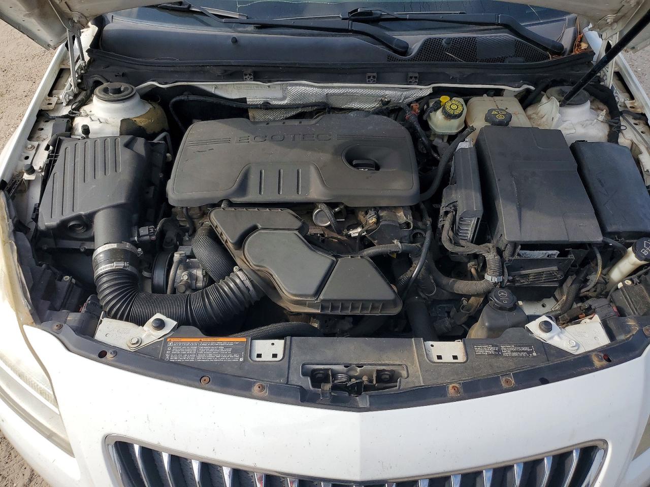 2011 BUICK REGAL