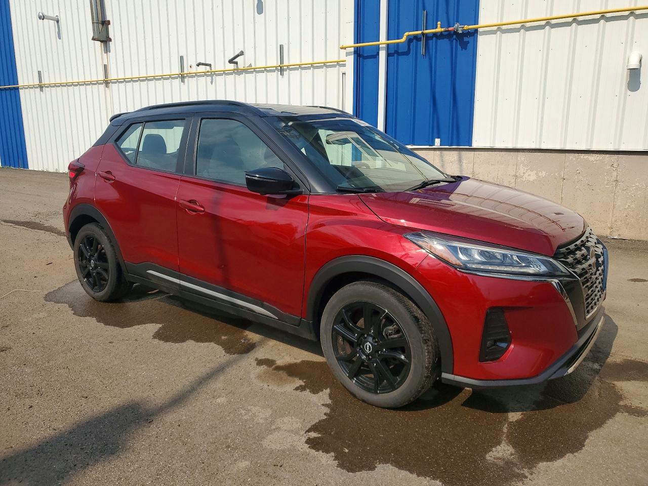 2023 NISSAN KICKS