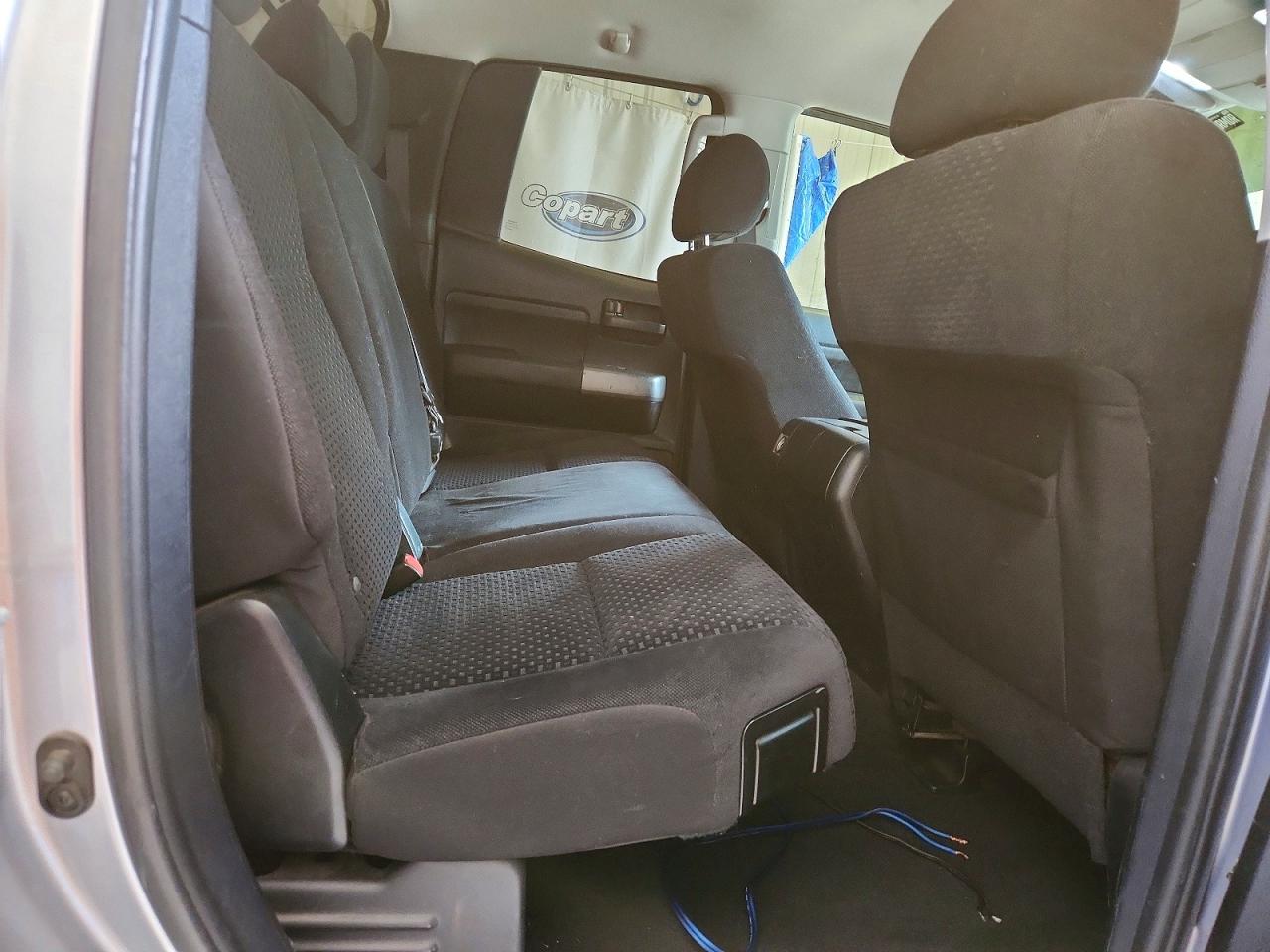 2010 TOYOTA TUNDRA