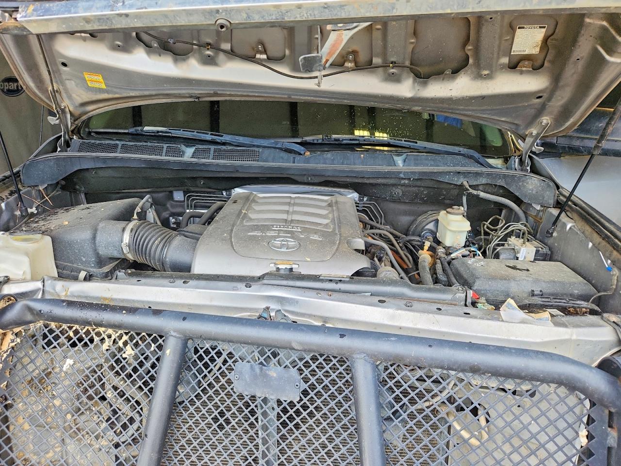 2010 TOYOTA TUNDRA