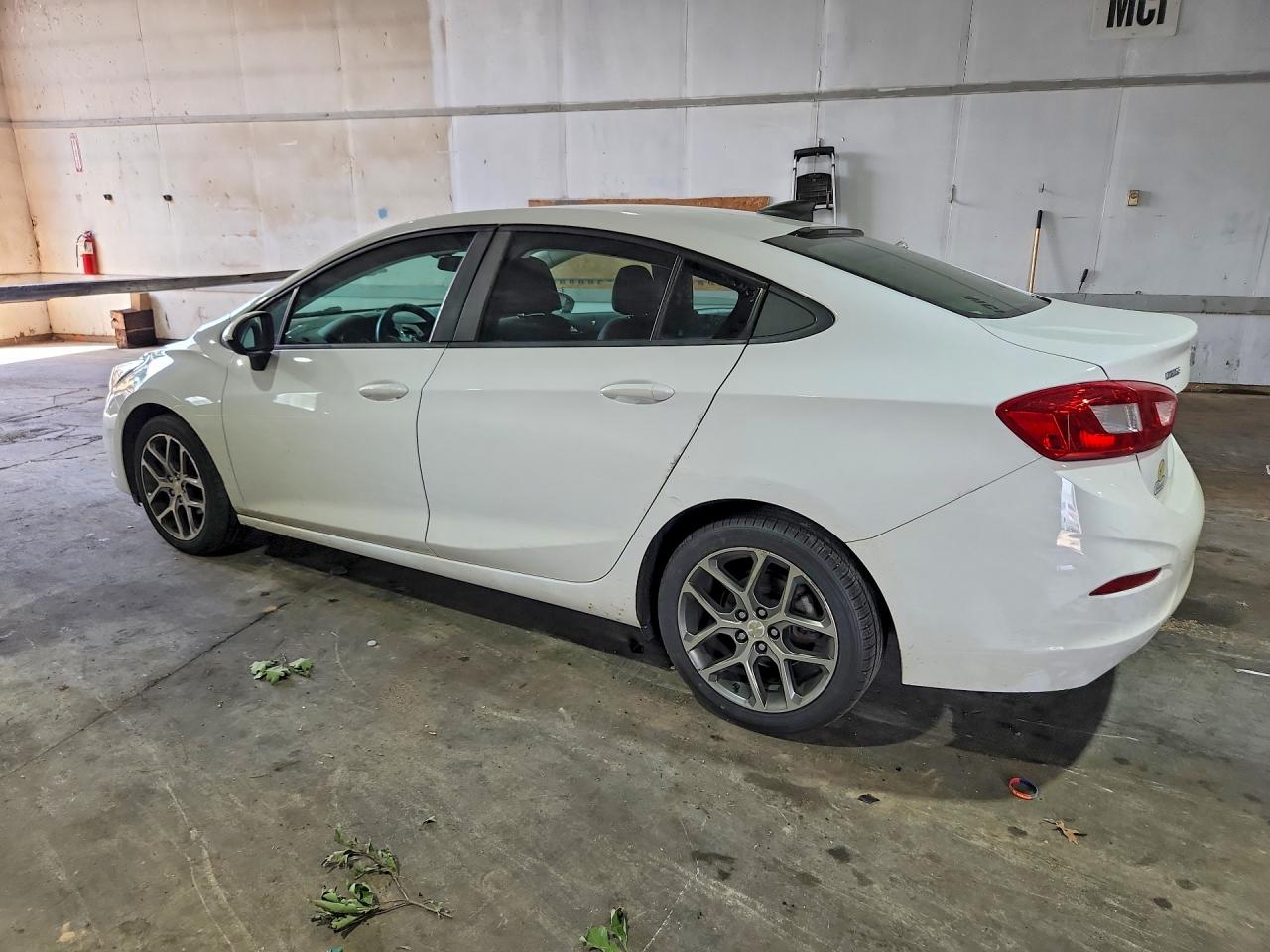 2017 CHEVROLET CRUZE