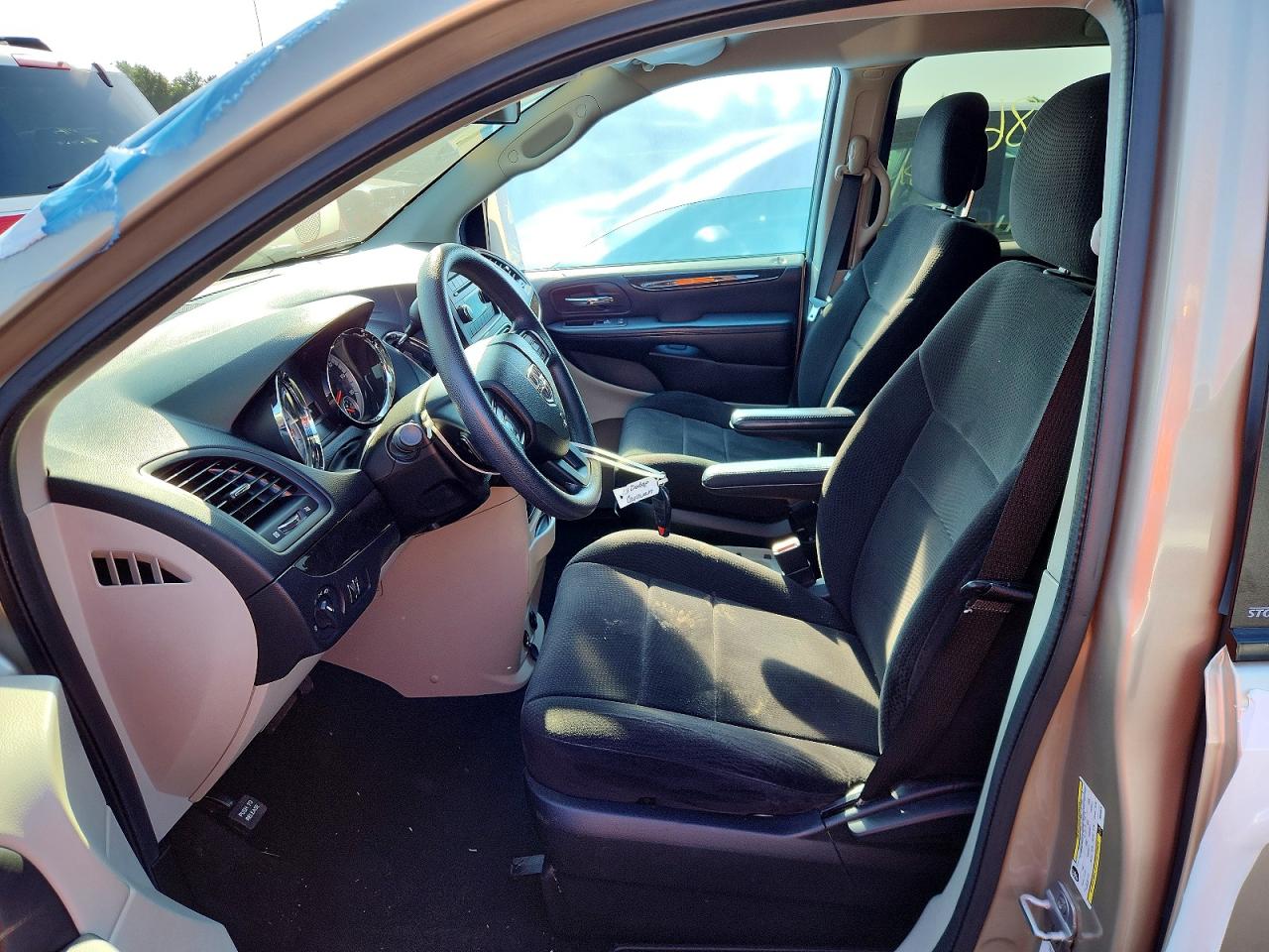 2013 DODGE CARAVAN