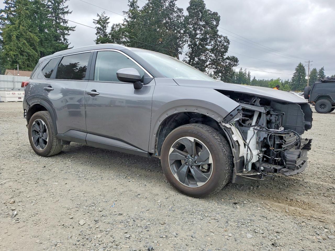 2025 NISSAN ROGUE