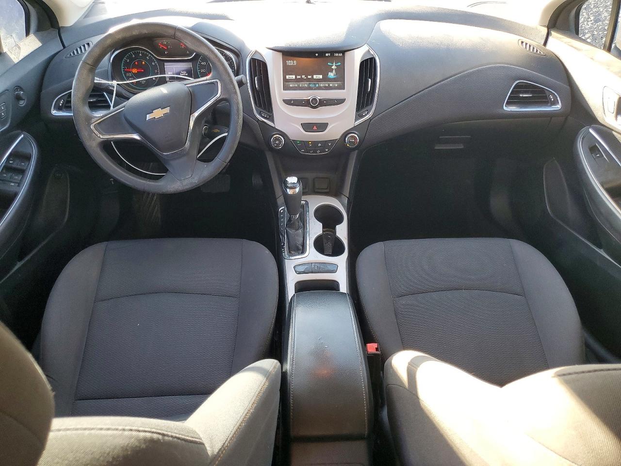 2018 CHEVROLET CRUZE