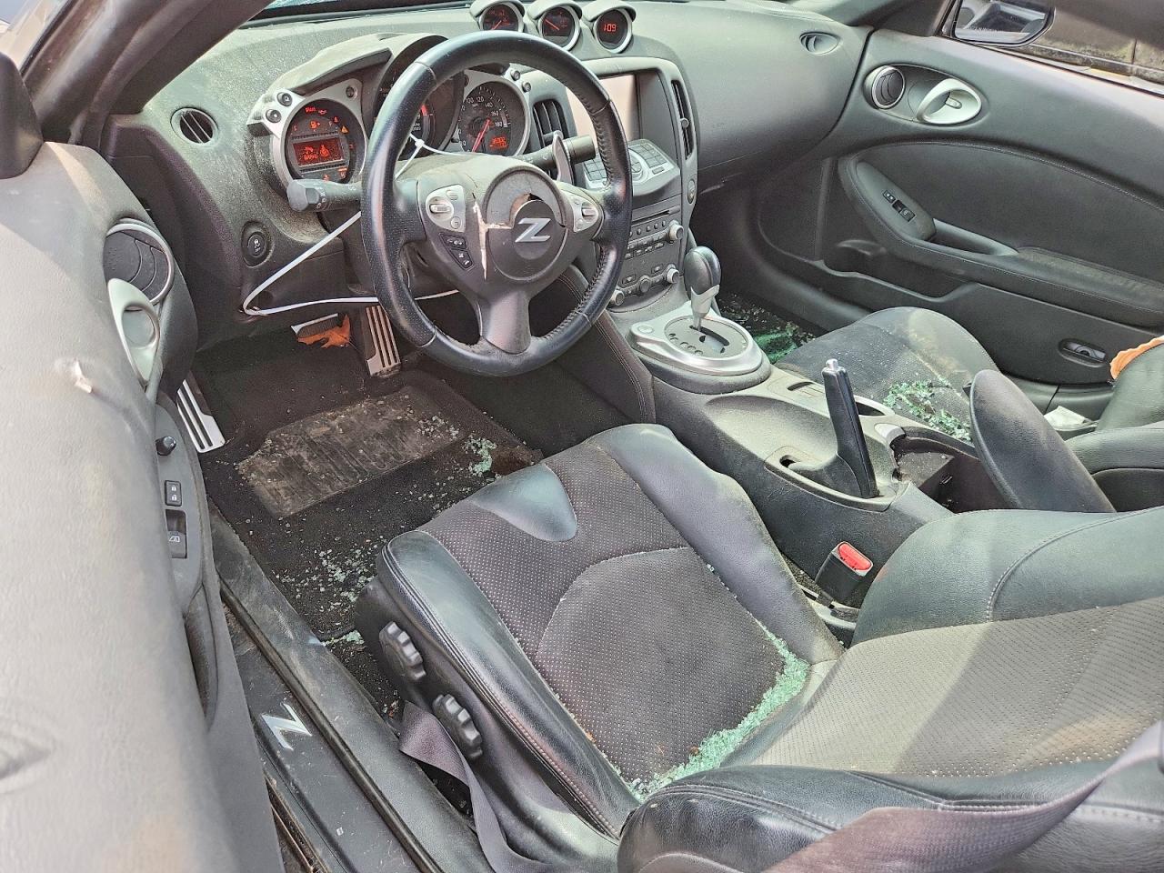 2016 NISSAN 370Z