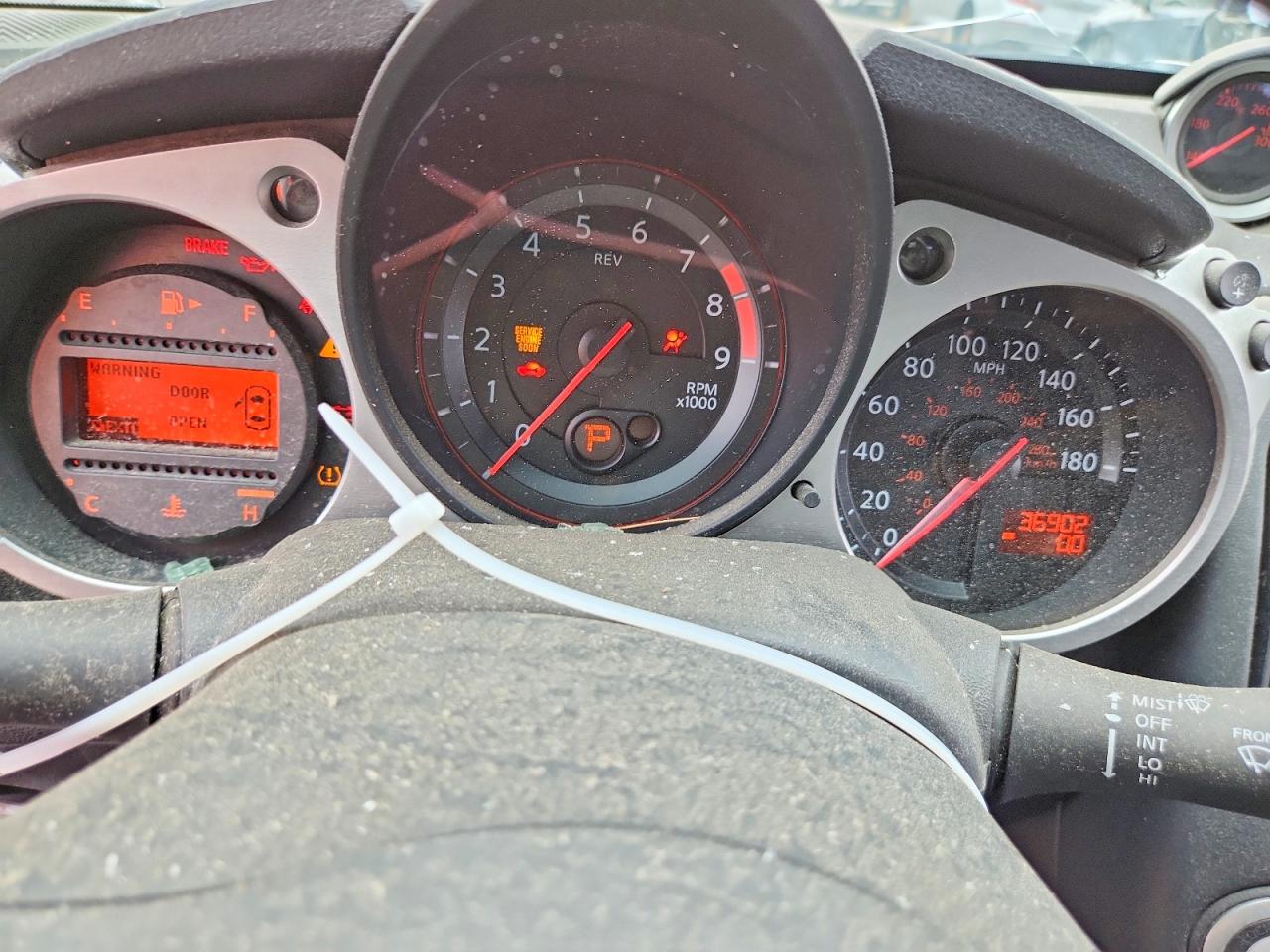 2016 NISSAN 370Z