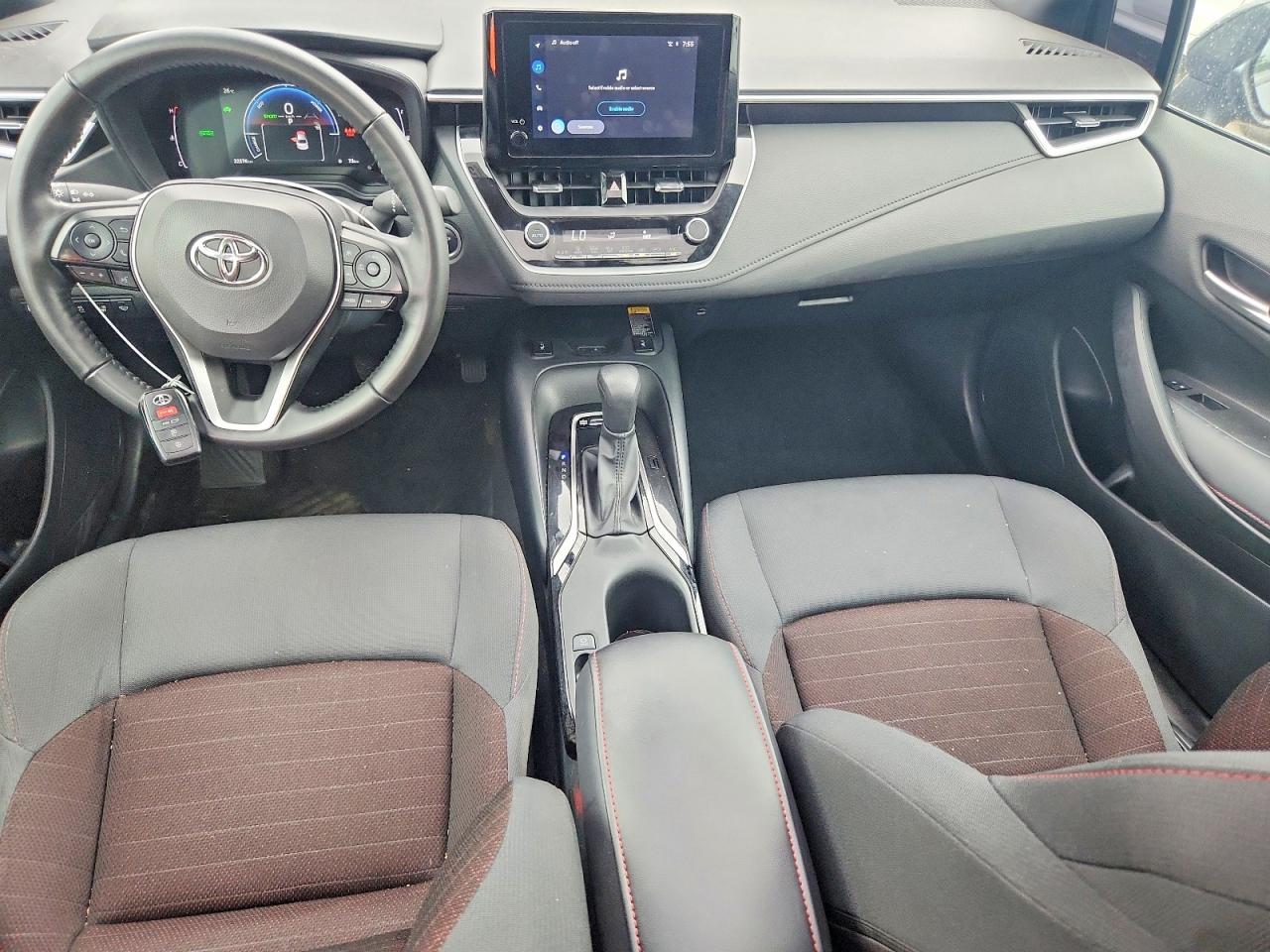 2025 TOYOTA COROLLA