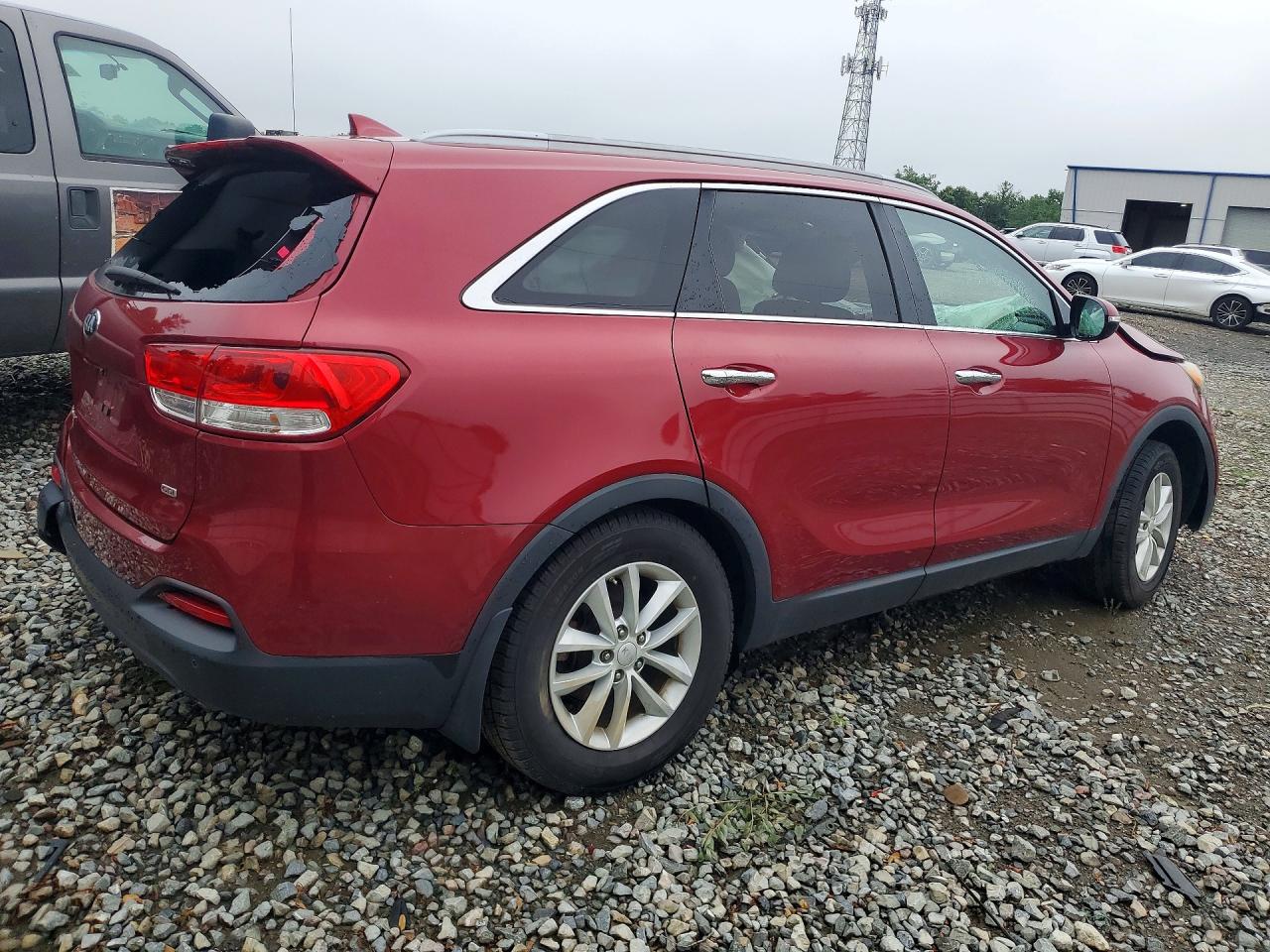 2016 KIA SORENTO