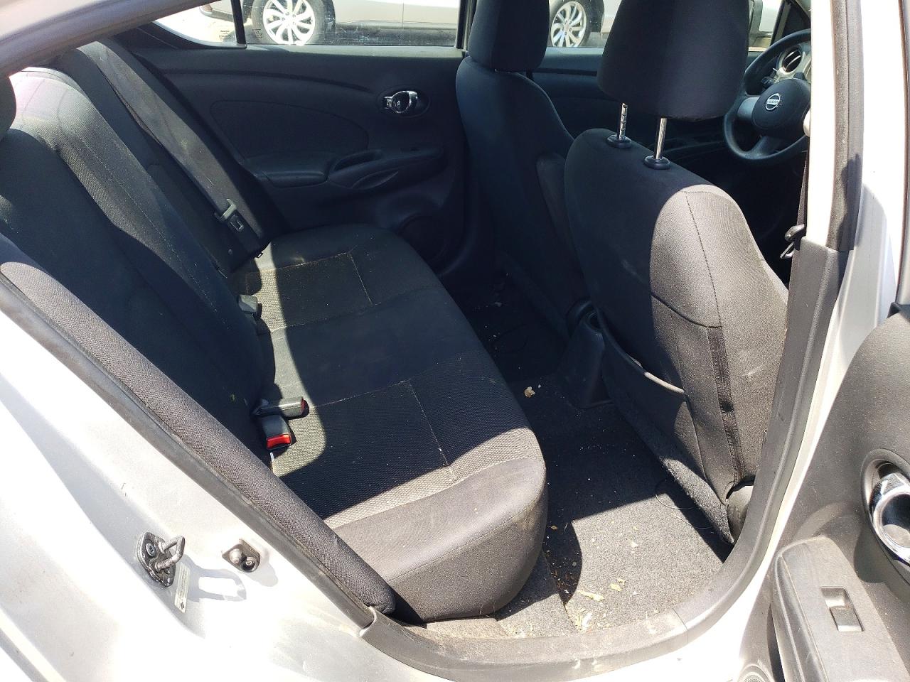 2013 NISSAN VERSA