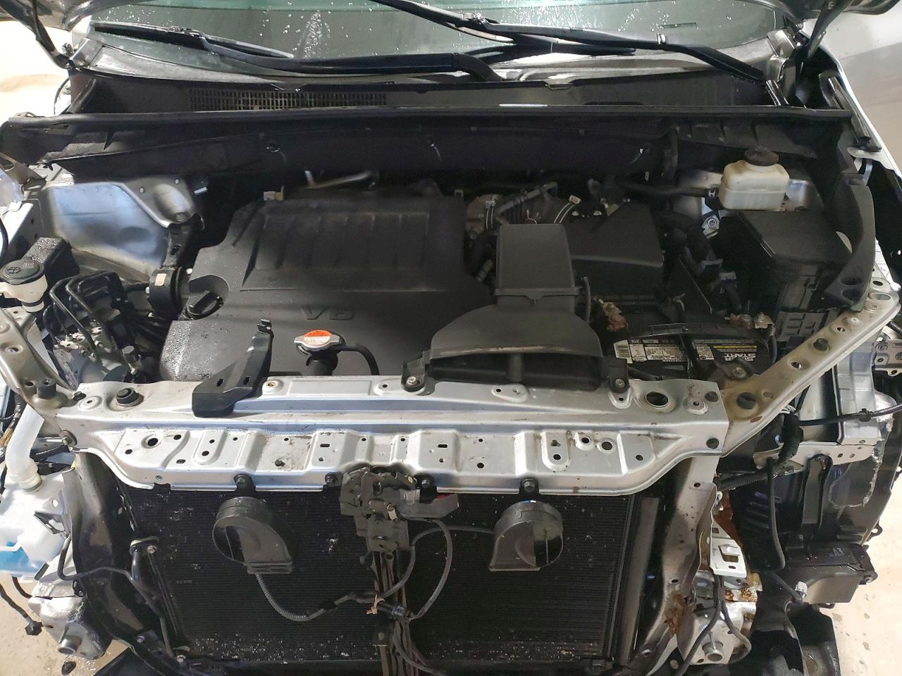 2016 TOYOTA HIGHLANDER