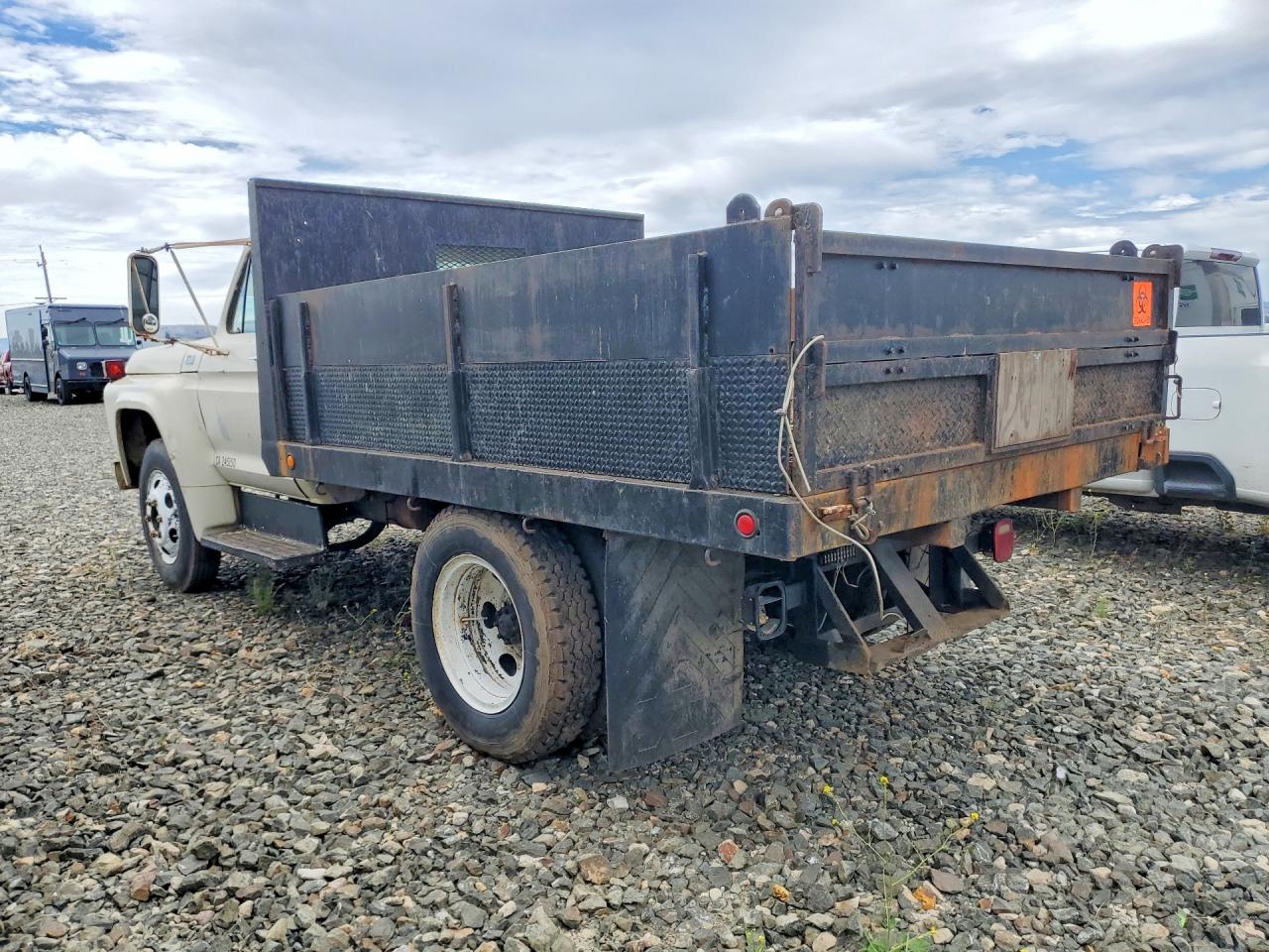 1973 FORD F500