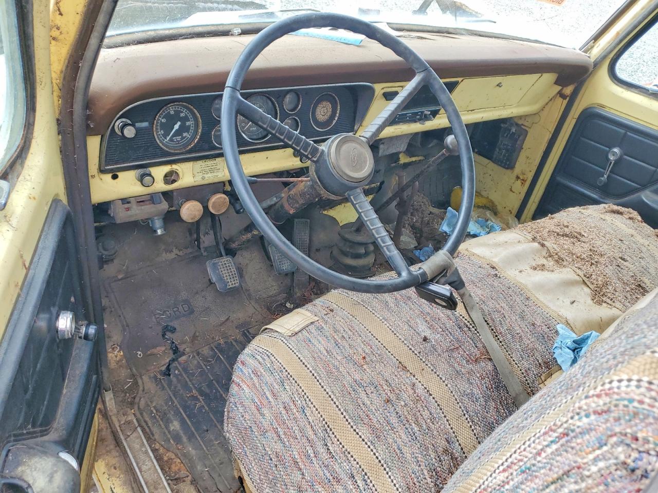 1973 FORD F500