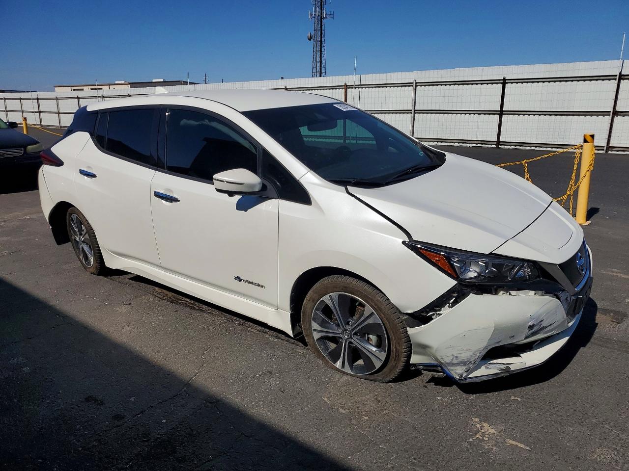 2019 NISSAN LEAF