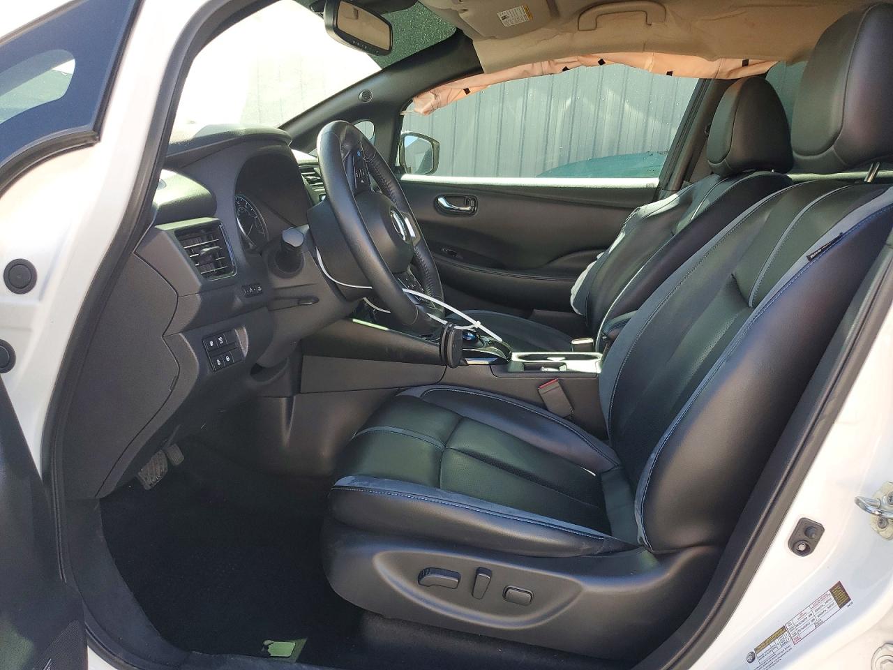 2019 NISSAN LEAF