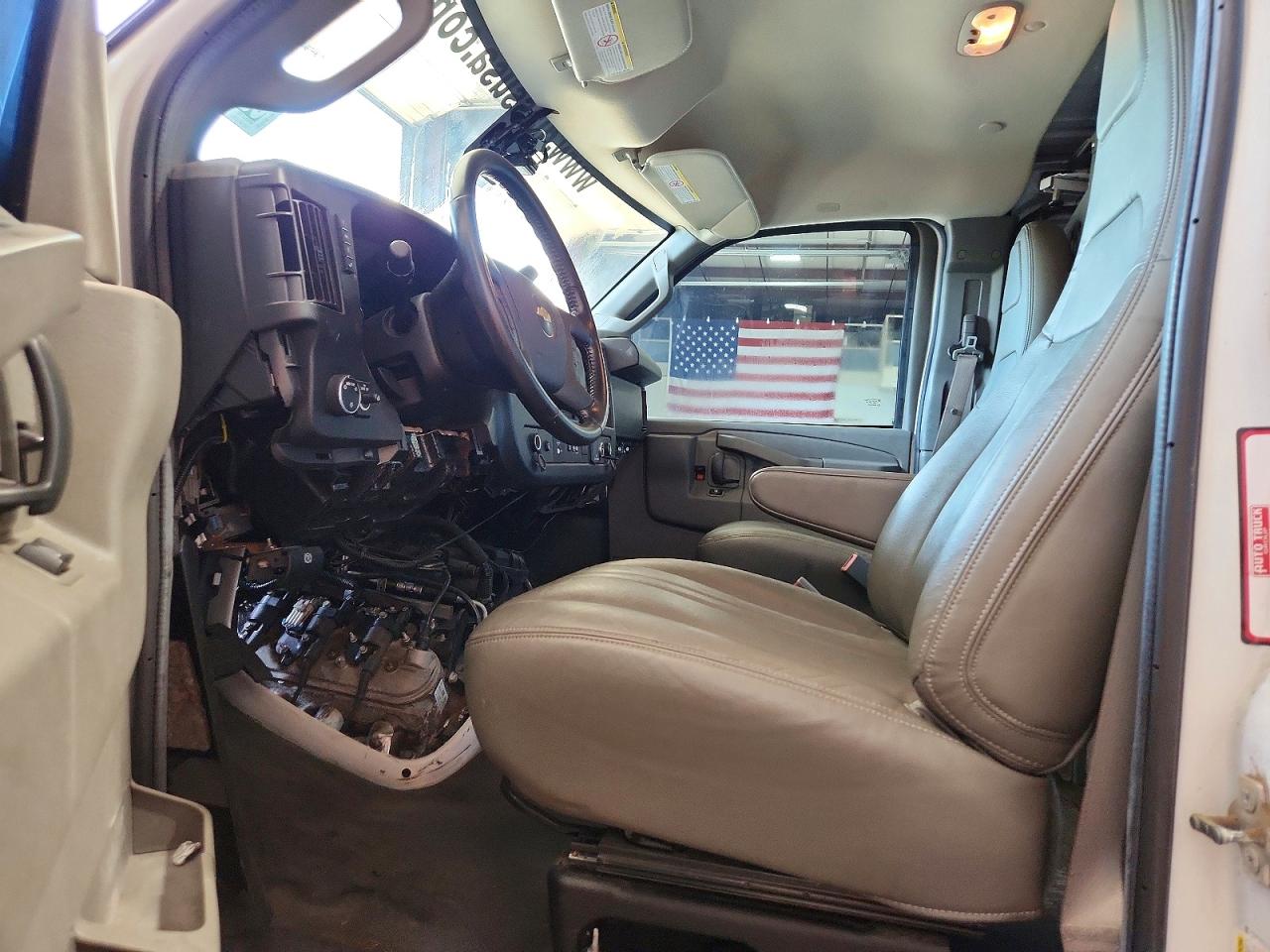 2020 CHEVROLET EXPRESS