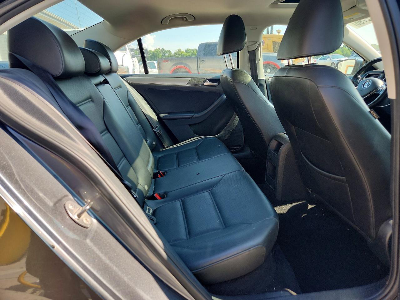 2017 VOLKSWAGEN JETTA