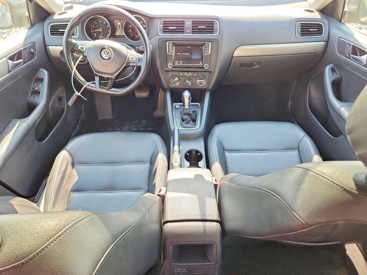 2017 VOLKSWAGEN JETTA