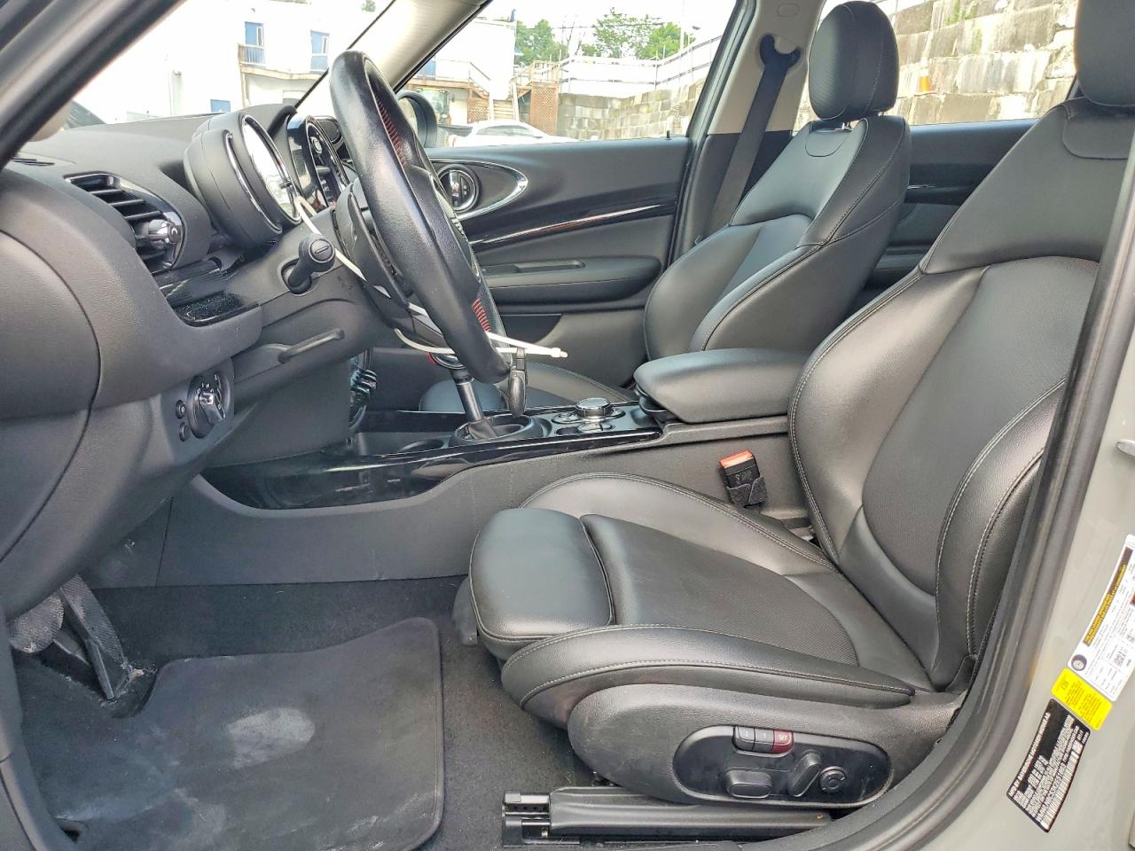2019 MINI COOPER