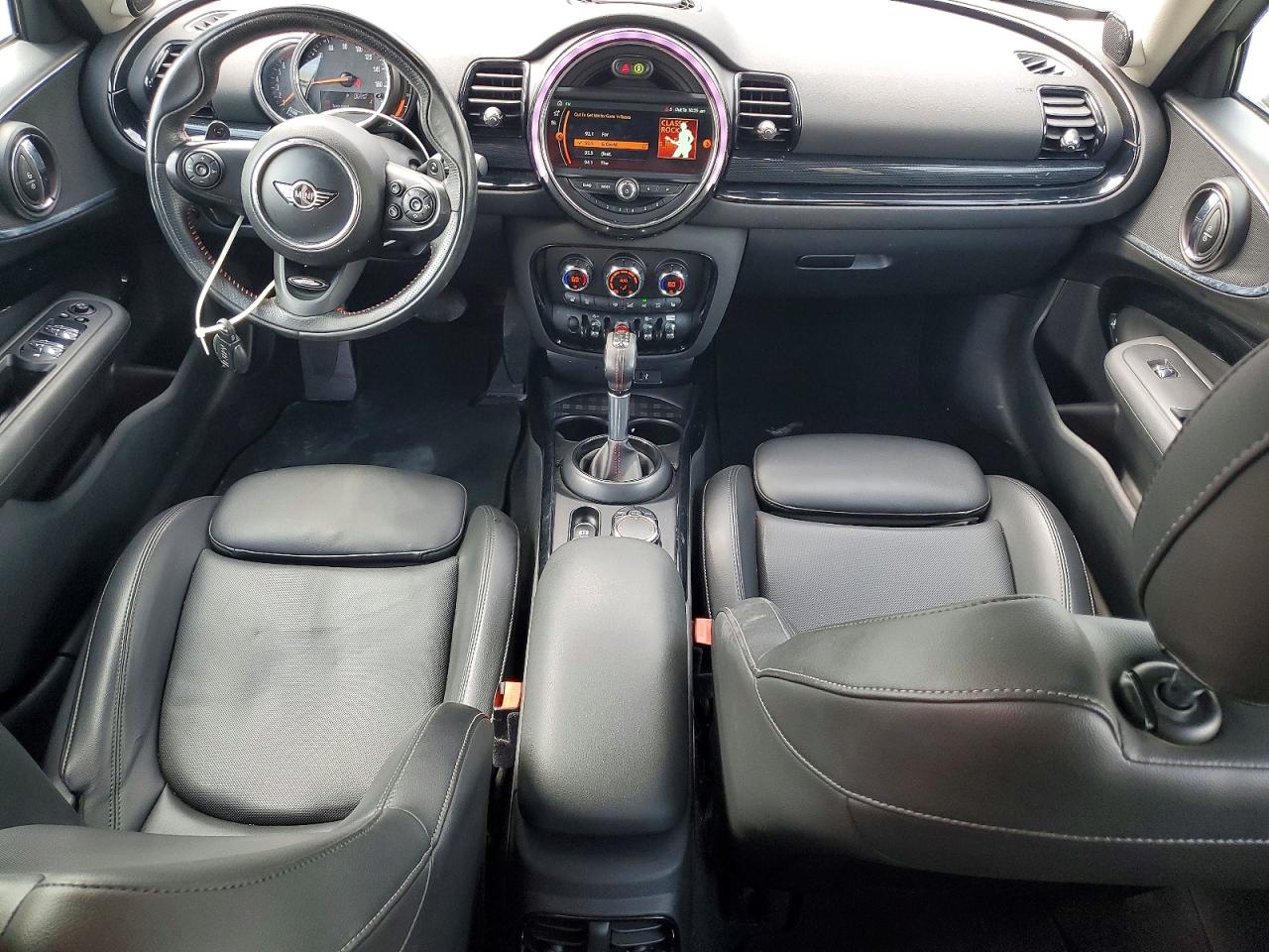 2019 MINI COOPER