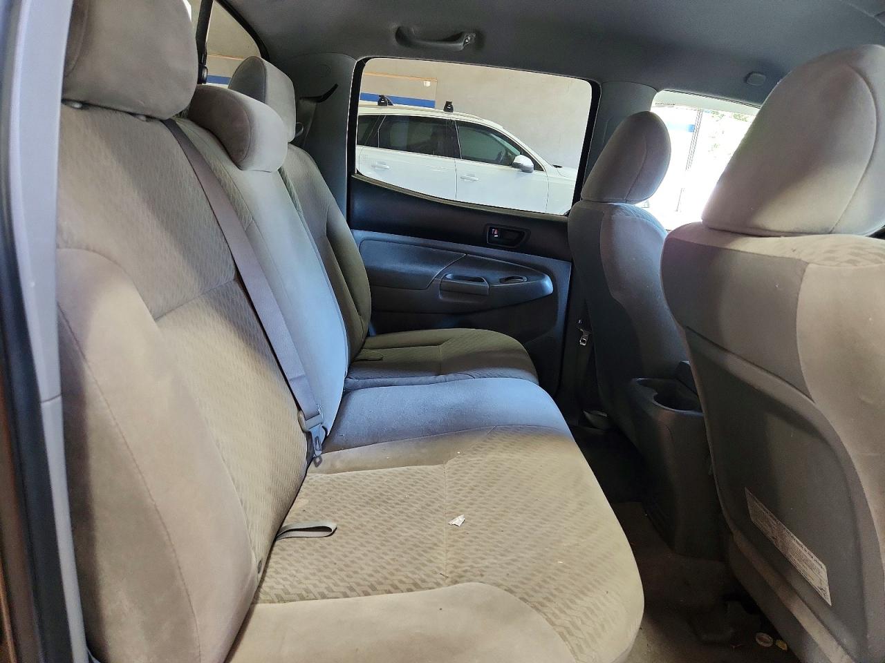 2010 TOYOTA TACOMA