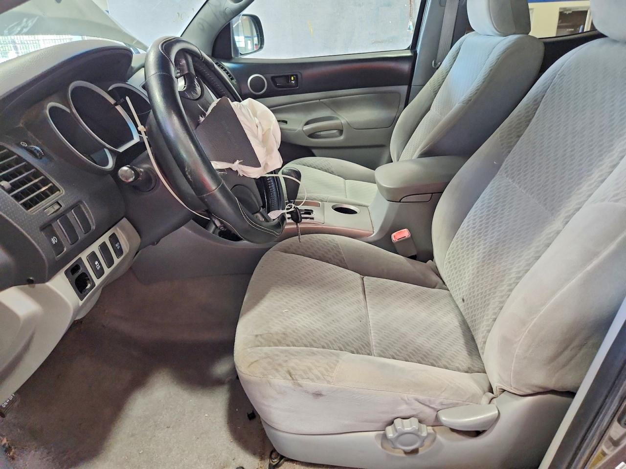 2010 TOYOTA TACOMA