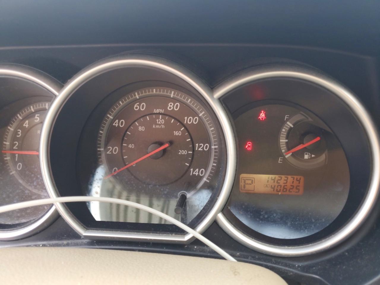 2010 NISSAN VERSA