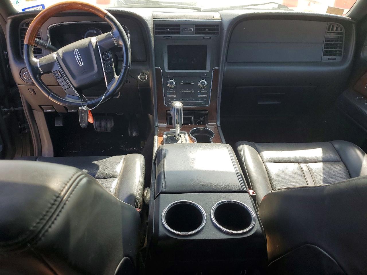 2017 LINCOLN NAVIGATOR