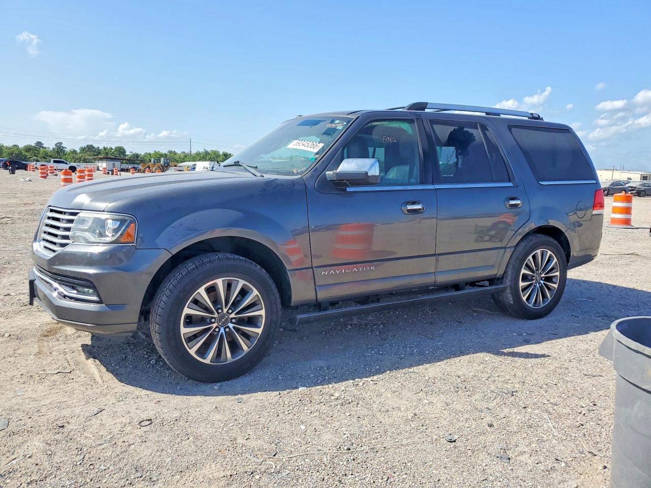 2017 LINCOLN NAVIGATOR