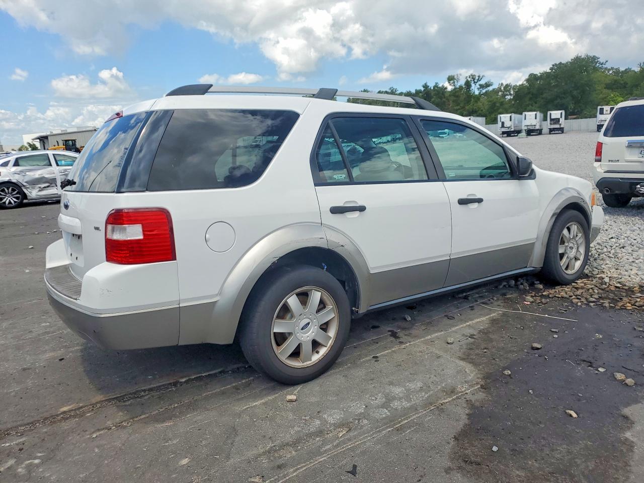 2005 FORD FREESTYLE