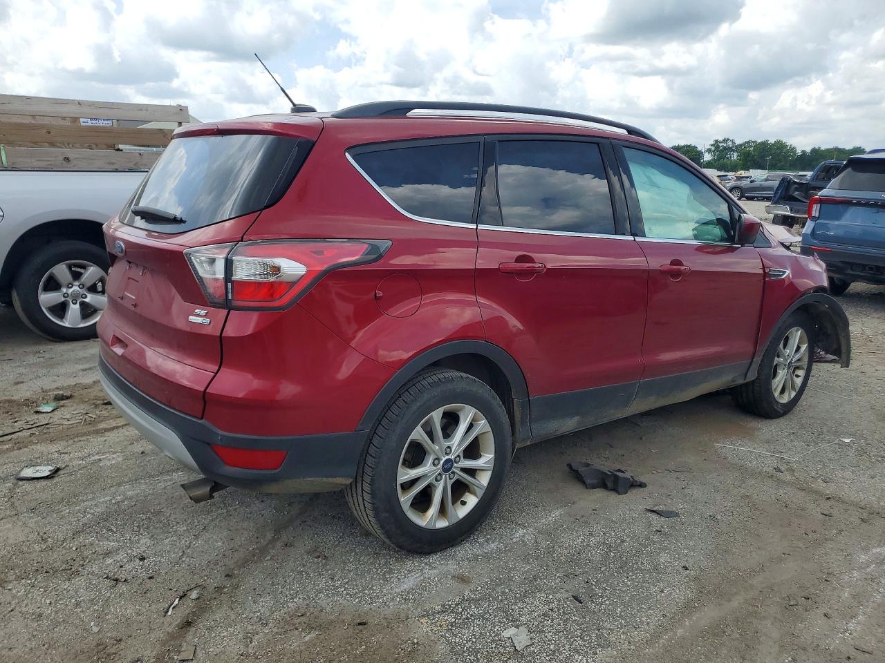 2017 FORD ESCAPE