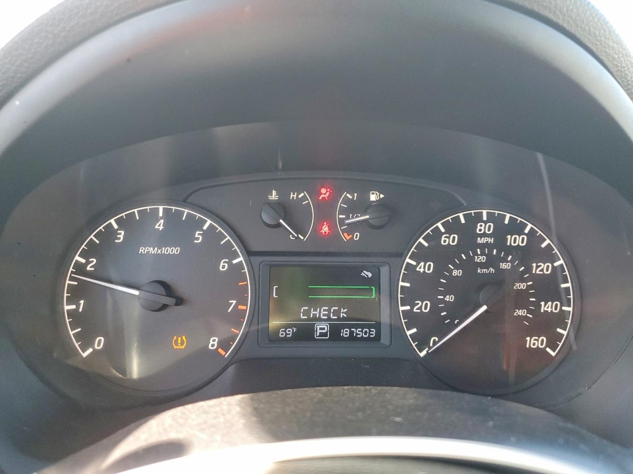 2015 NISSAN SENTRA