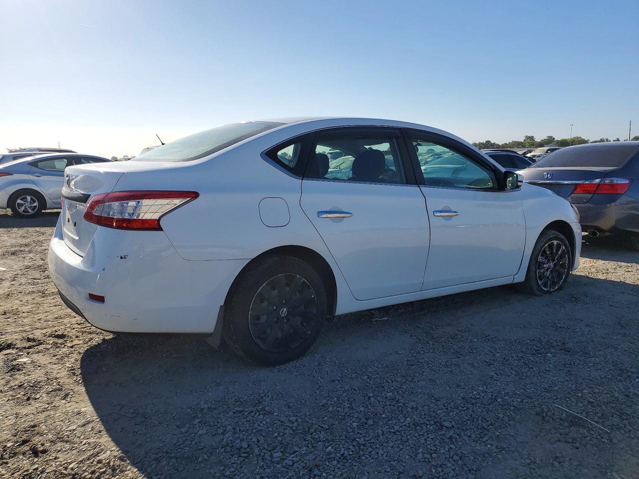 2015 NISSAN SENTRA