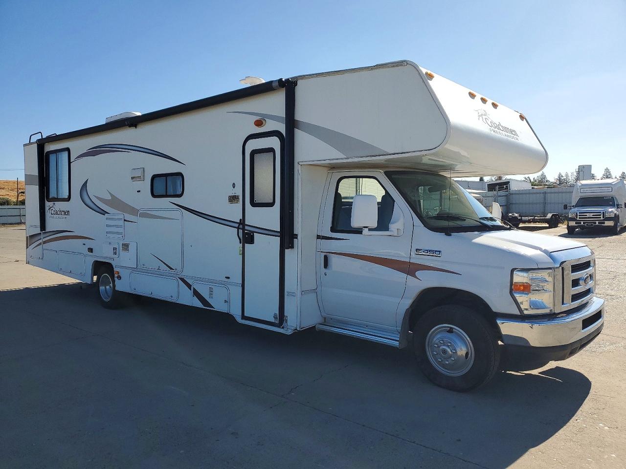 2014 COACHMAN ECONOLINE