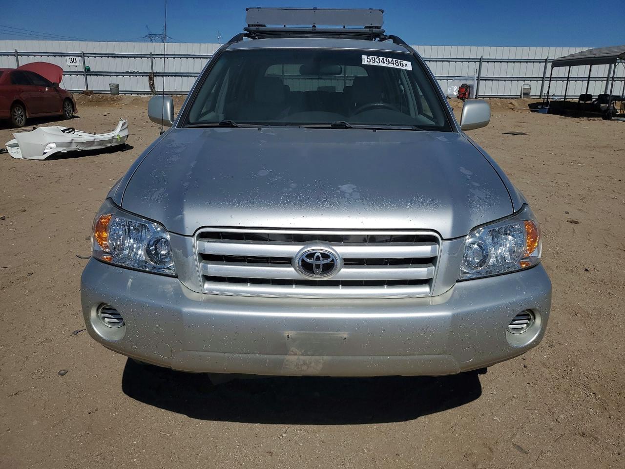 2005 TOYOTA HIGHLANDER