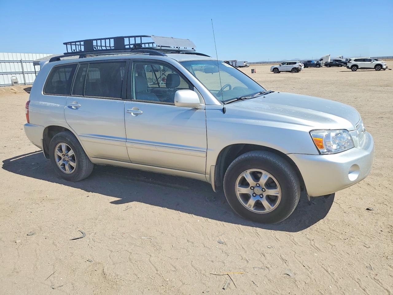 2005 TOYOTA HIGHLANDER