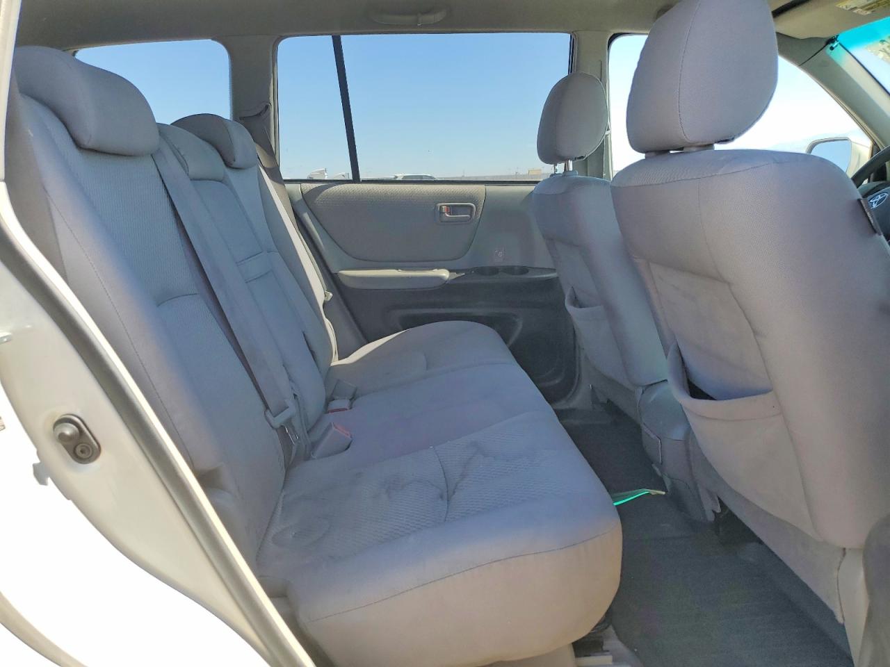 2005 TOYOTA HIGHLANDER