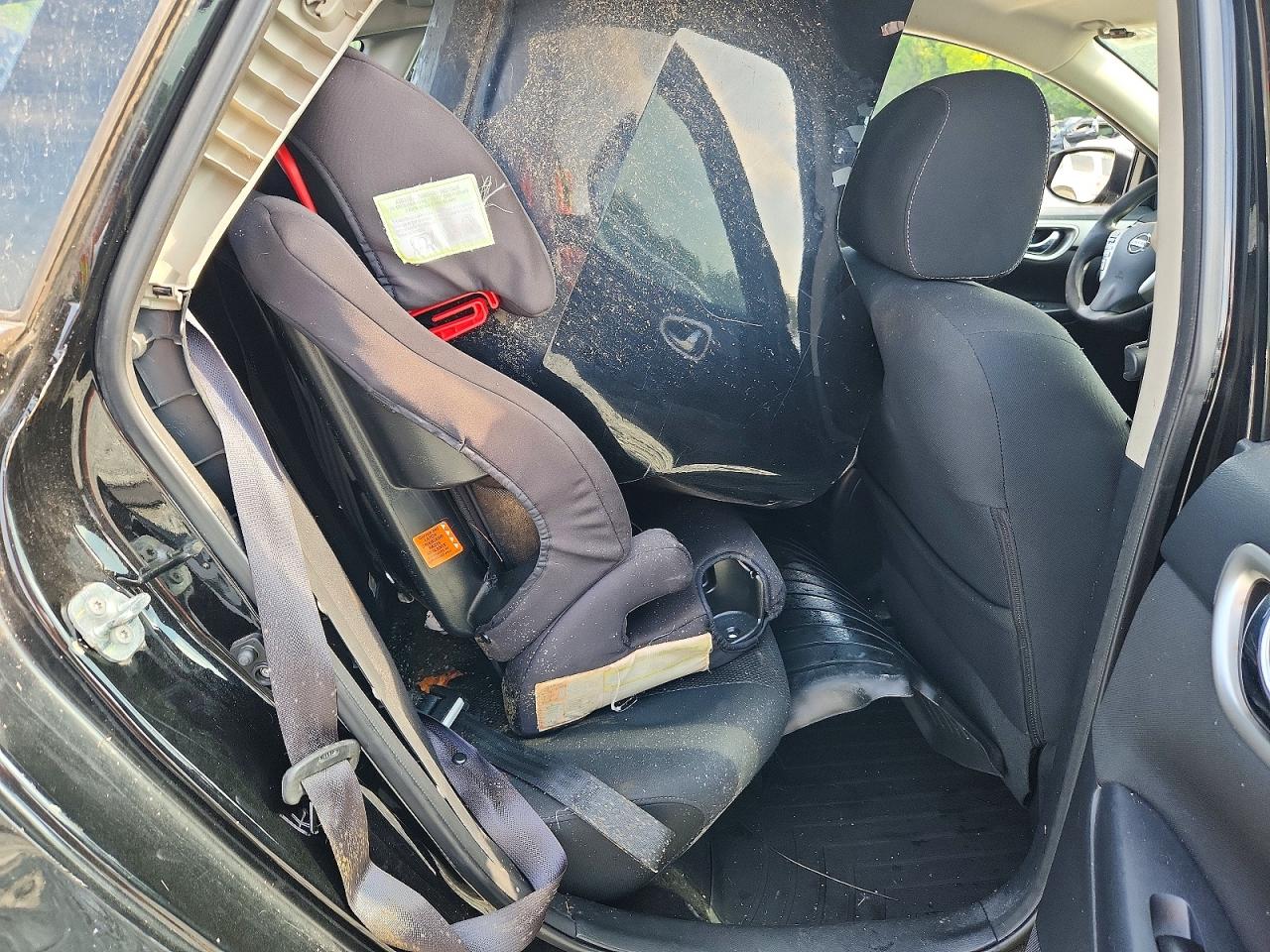 2015 NISSAN SENTRA