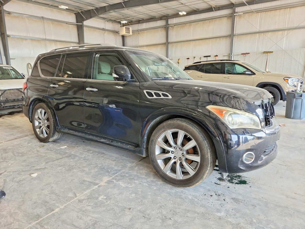 2012 INFINITI QX56